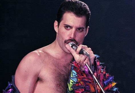 Primeira namorada de Freddie Mercury sacou que ele era gay。